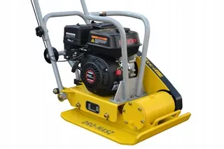 Zhutňovač / podbíjačka Dro-masz 6,5 HP 594 m²/h